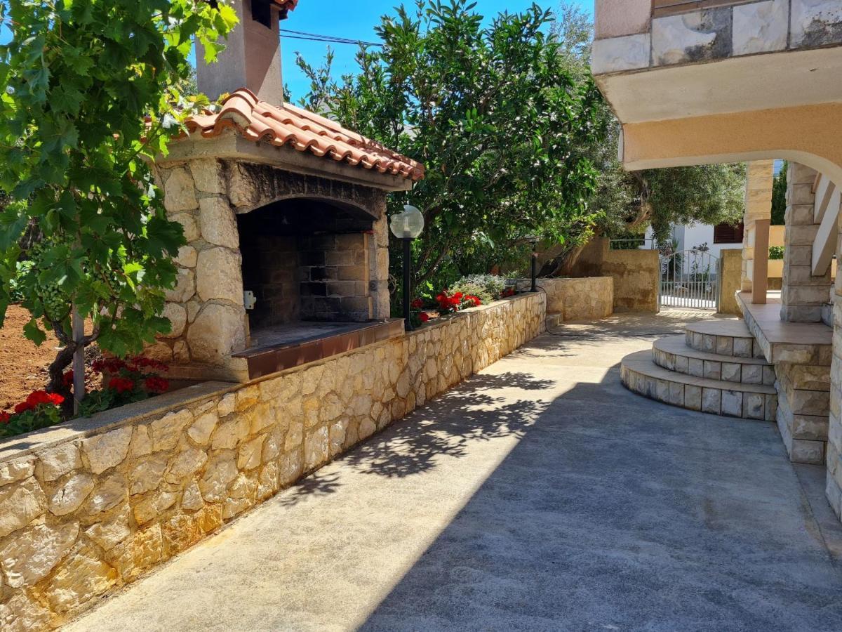 Apartments With A Parking Space Lun, Pag - 4062 Lun (Pag) Exterior foto